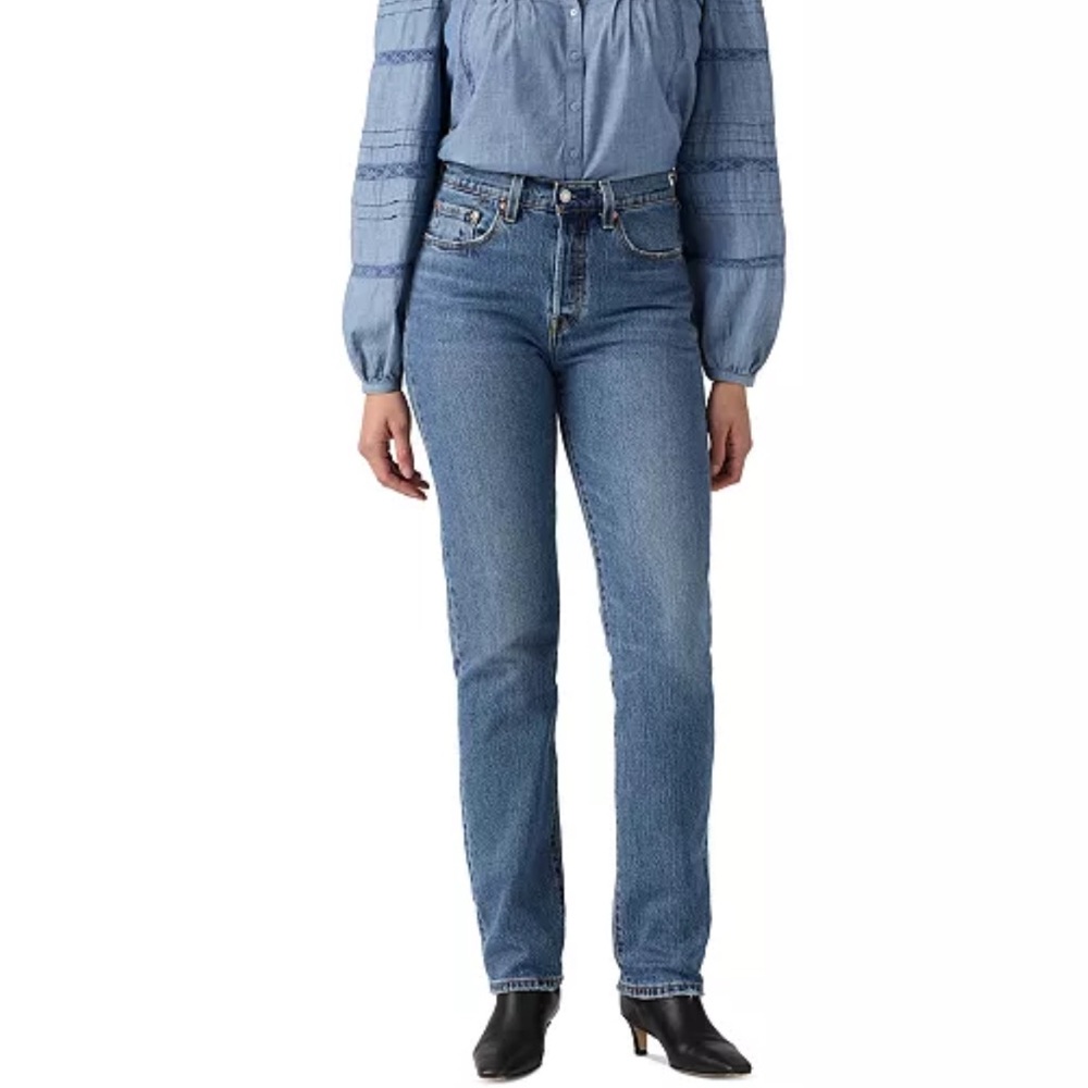 Levi's Women’s 501 Original Fit Straight leg Jeans